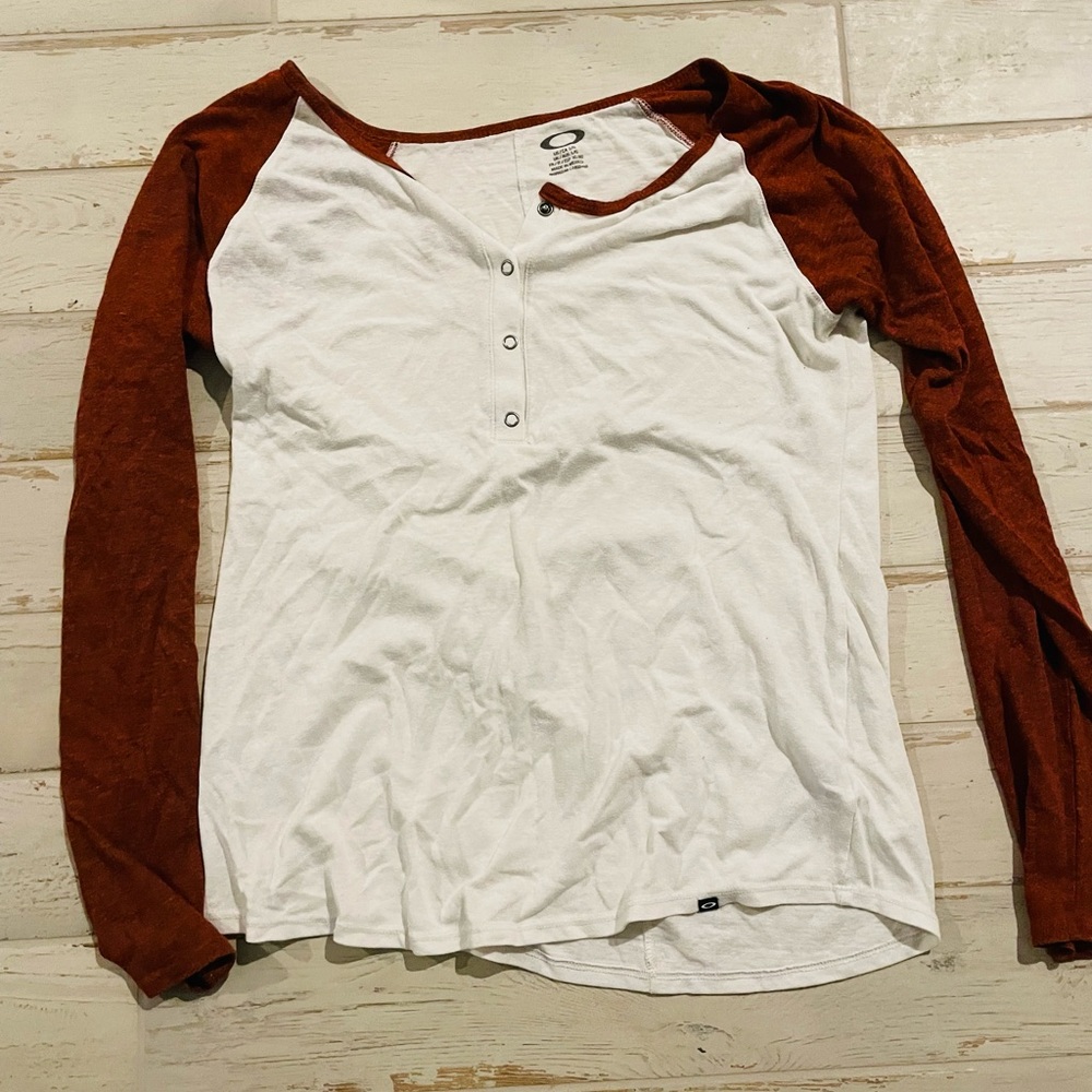 White and orange L half button long sleeve